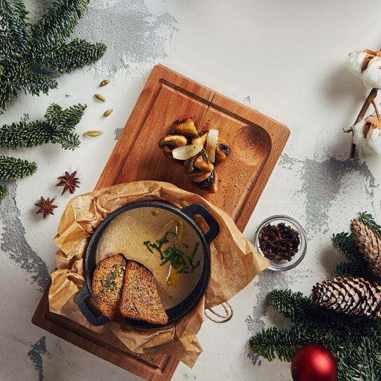 суп, новорічний декор