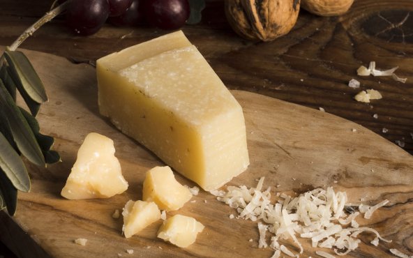 Сыр пармиджано реджано