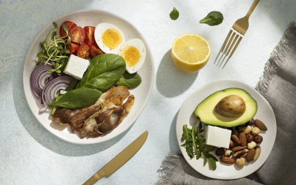 Тарілка з кето-продуктами