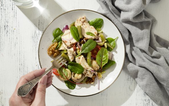 Салат з куркою