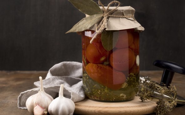 Консервированные помидоры