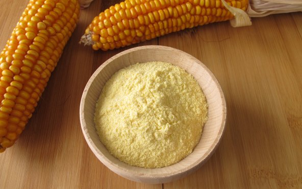 Борошно із жовтої кукурудзи