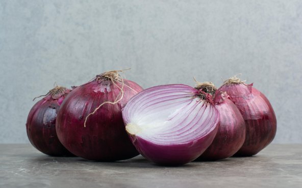 Цибуля червона