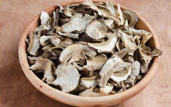 Сушені білі гриби
