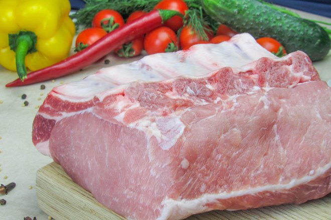 Свиняча корейка без кісток