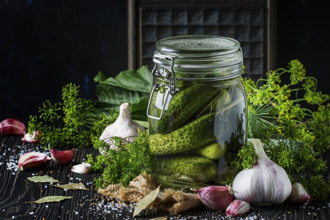 Солоні огірки