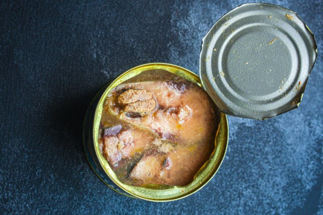 Скумбрія в олії