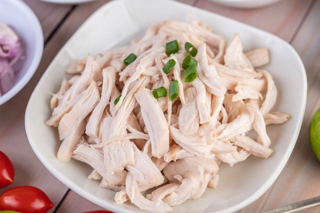 Відварена курятина