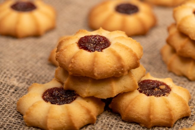 Пісочне печиво з джемом