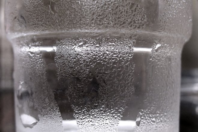 Вода крижана