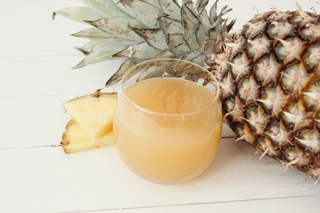 Ананасовый ликер