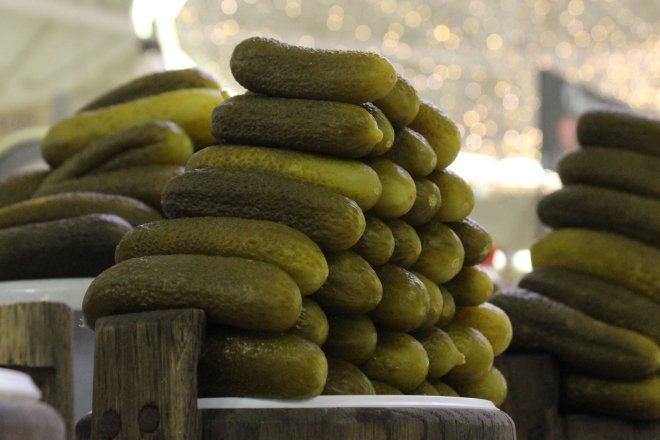 Солені огірки