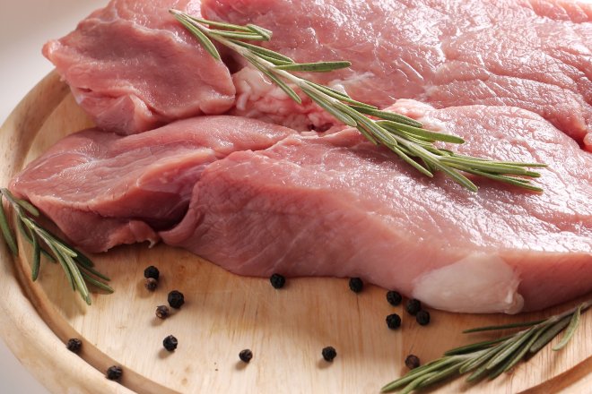 Свиняча лопатка