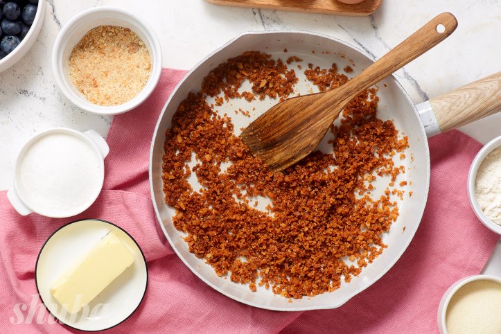 панірувальні сухарі