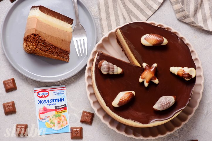 Торт три шоколади