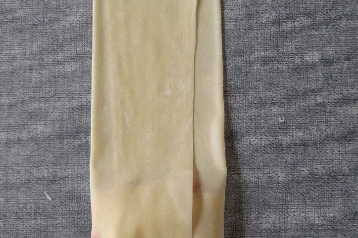 Пиріжки з полуницею в тісті філо