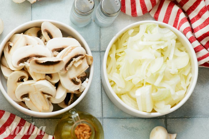 цибуля і гриби