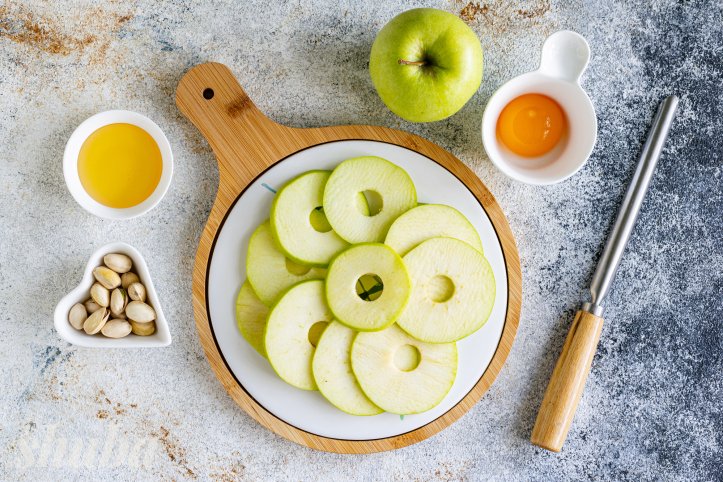 кільця з яблук