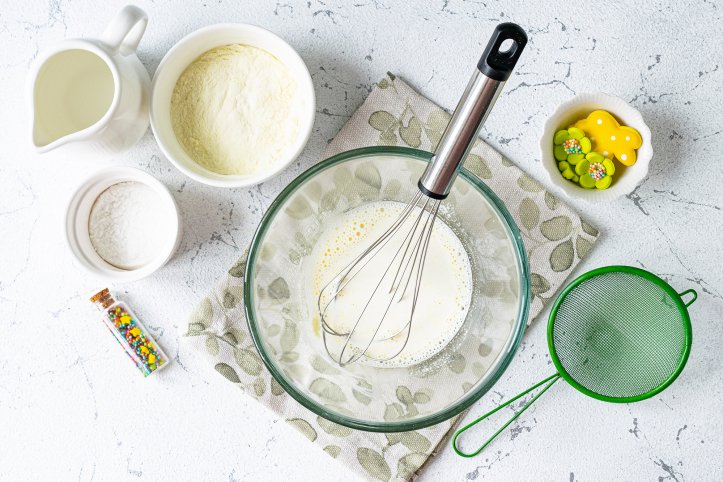 Вода і сухе молоко