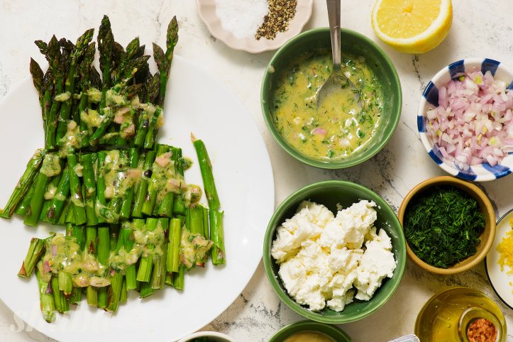 Спаржа із заправкою вінегрет