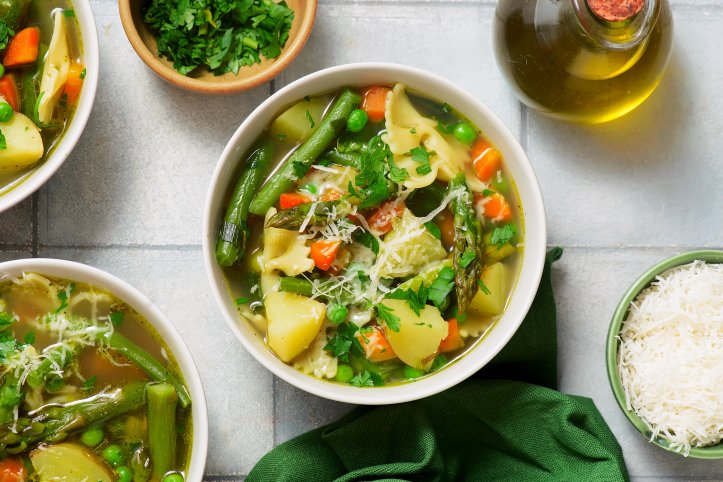 Мінестроне з горошком