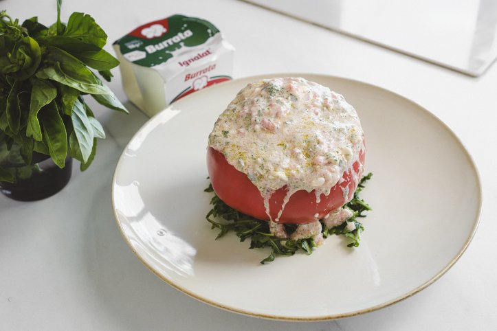 фарширований томат