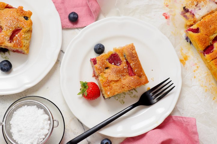 Ягідний рулет без глютену