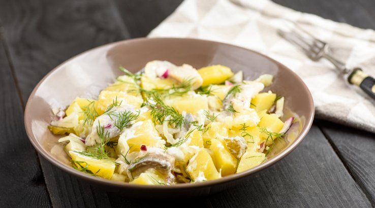 Салатка з картоплею та оселедцем