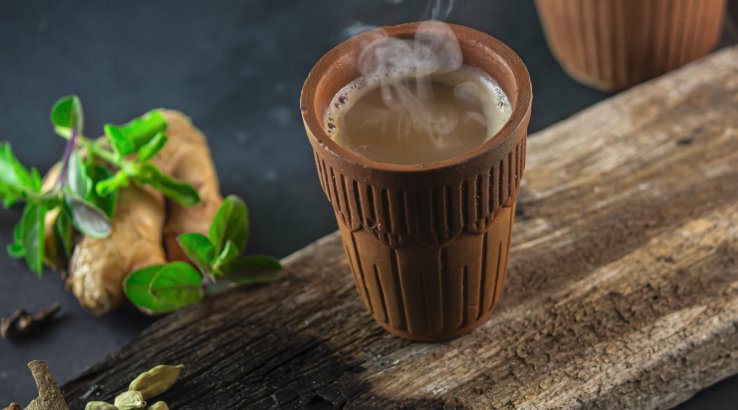 Імбирний чай з молоком і кардамоном