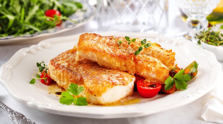 Риба із соєвим соусом і редькою