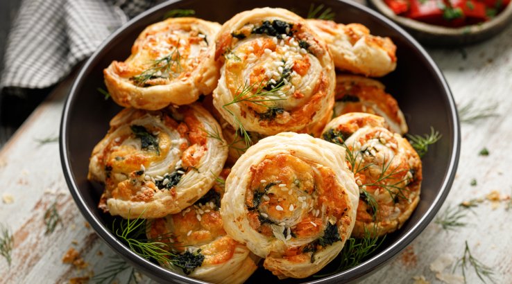 Равлики з листкового тіста