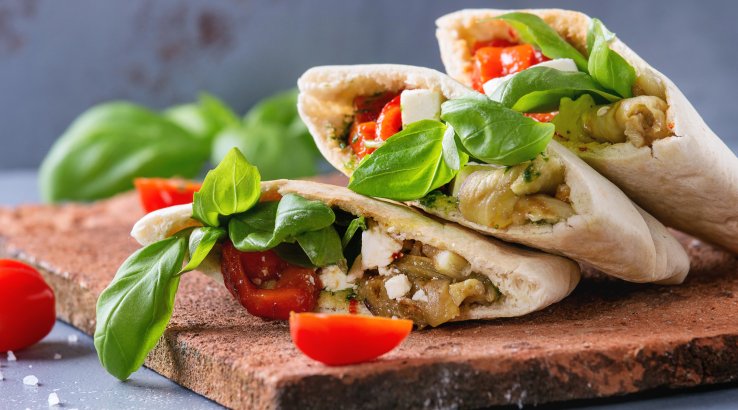 Салат капрезе в піті