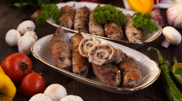 М'ясні рулети з часником