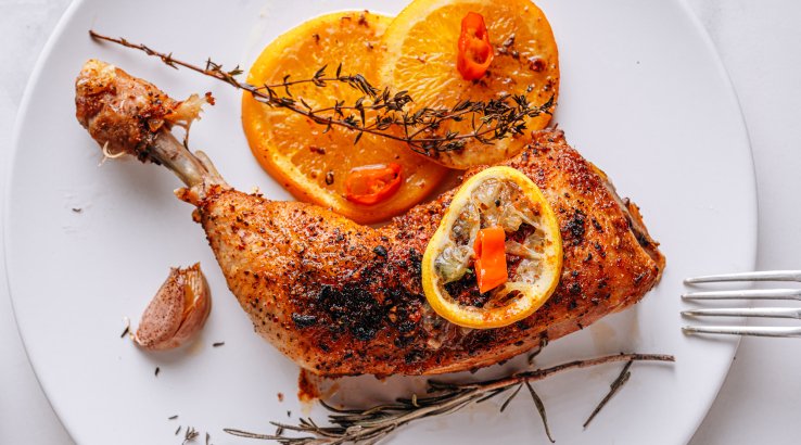 Курячі гомілки з апельсинами