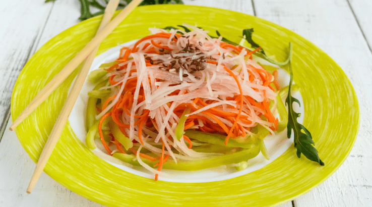 Салат з дайконом по-корейськи - рецепт