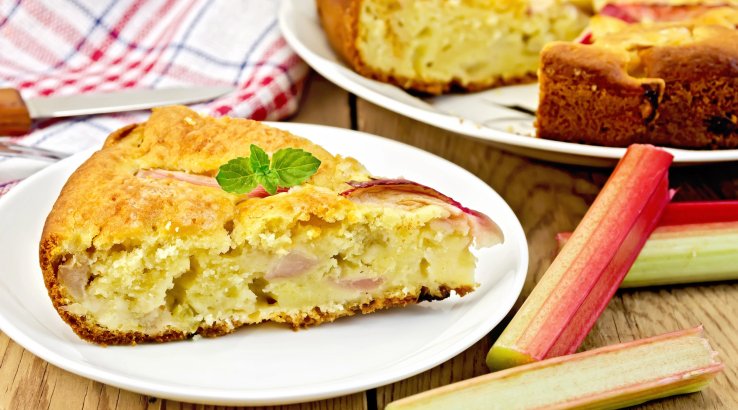 Пиріг з ревенем на розпушувачі