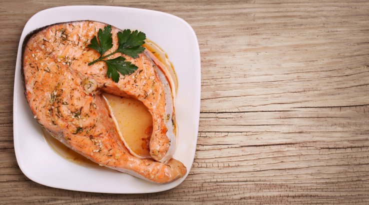 Стейк червоної риби