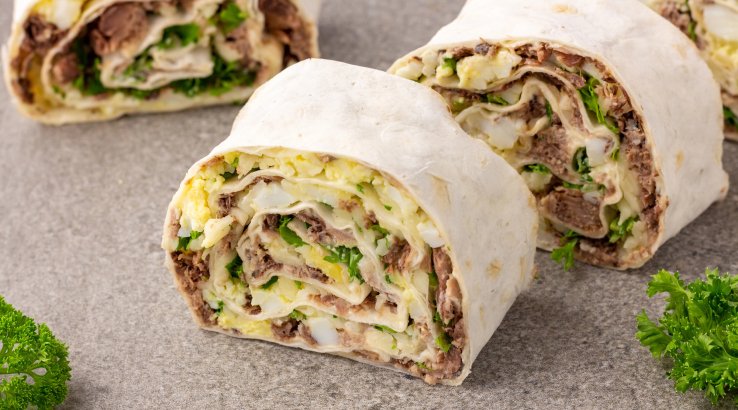 Рулет з лаваша з тунцем