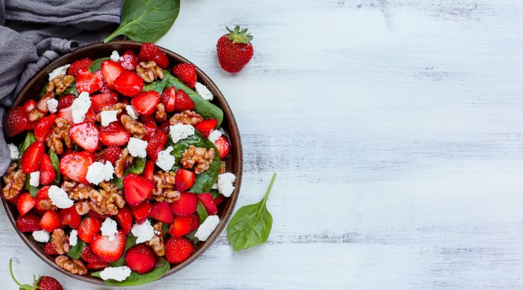 Салат з полуницею