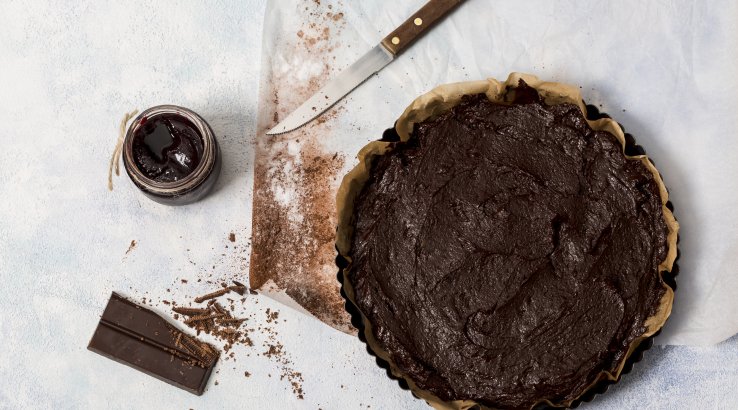 Шоколадний тарт із вишнями