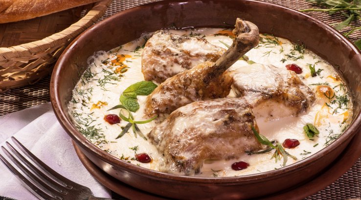 Курча в соусі