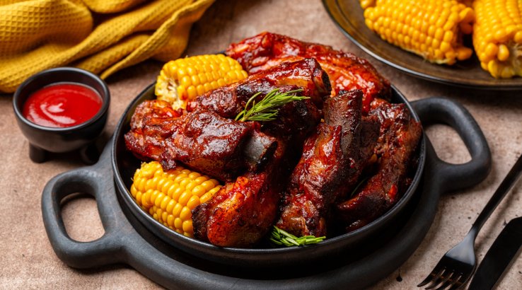 Свинячі реберця