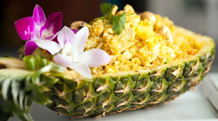 Фарширований ананас