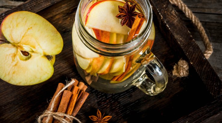 Яблучно-грушевий напій з цитрусами