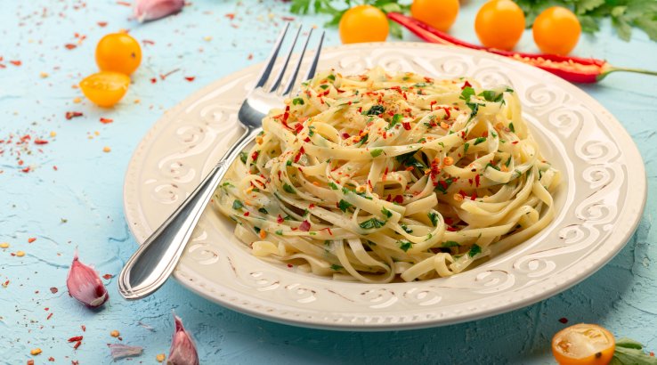 Спагеті з часником