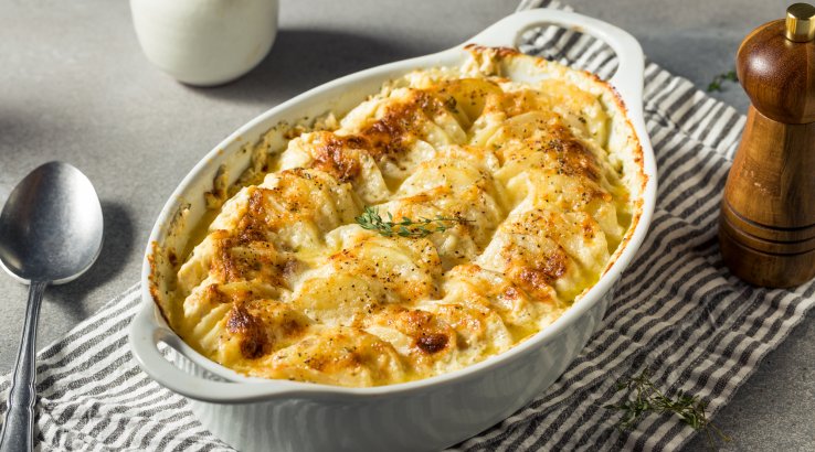 Картопляний гратен з лососем