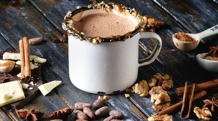 гарячий какао-шоколад з коньяком