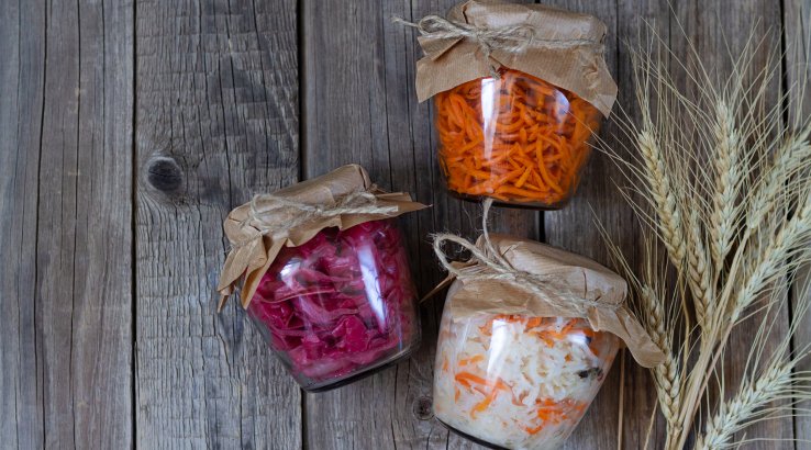 Морковь по-корейски в банке