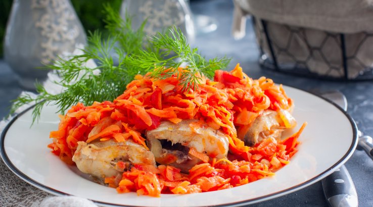 Хек у томаті