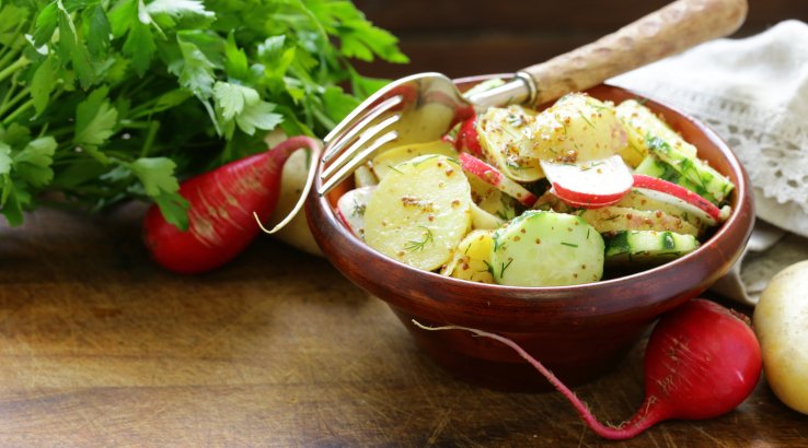 Бабусин салат з картоплі